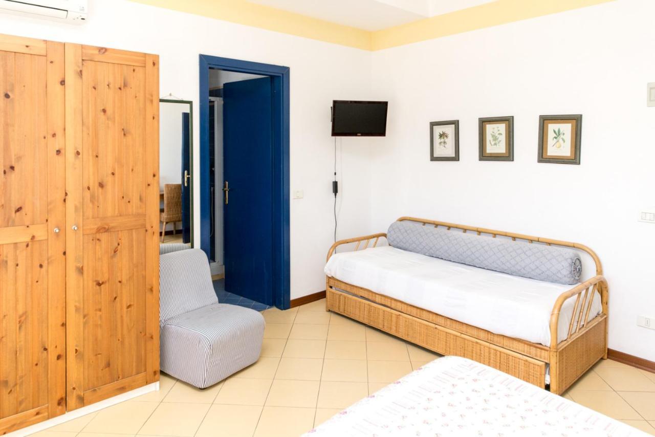 Hotel Sette Archi Bocca di Magra Room photo